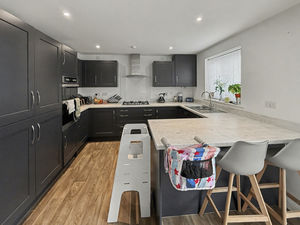 Photo 7- click for photo gallery